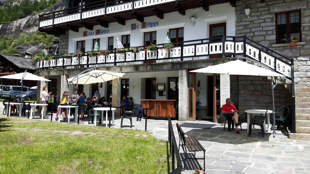 Casa Alpina De Filippi Hotel Macugnaga Eksteriør billede