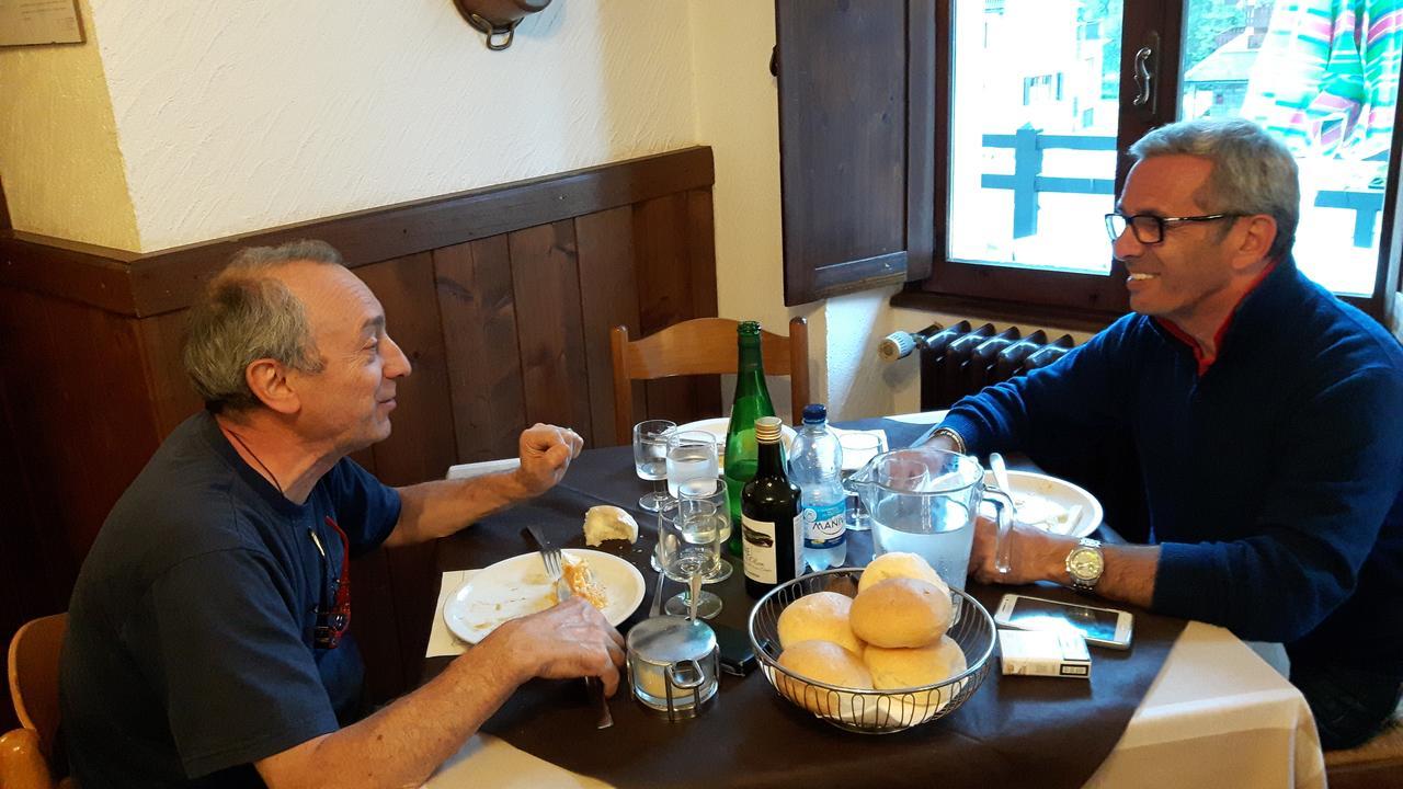 Casa Alpina De Filippi Hotel Macugnaga Eksteriør billede